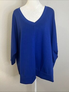 Cable & Gauge Studio Supersoft VNeck Sweatshirt Blue Size 2X